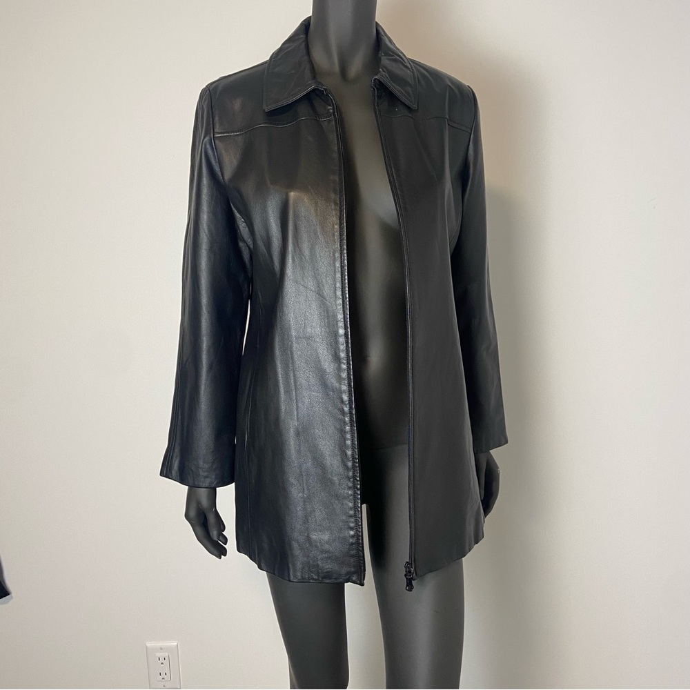 Danier leather black zip up jacket woman’s Large